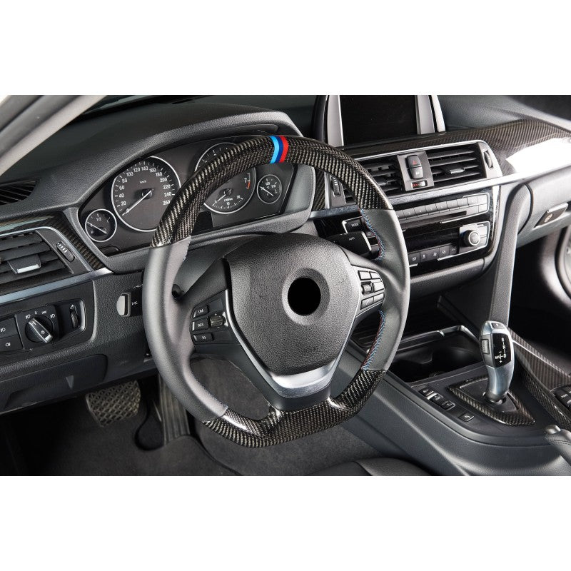 Volant en fibre de carbone rouge pour BMW F30 / F31 / F32 / F33 / F36 - MS accessoires Auto