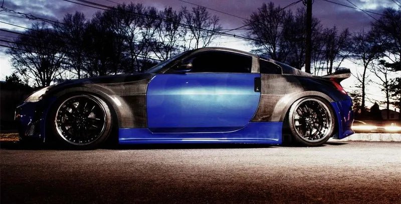 Jeu d'Ailettes arrière Style Blister Nissan 350Z Z33 2003 - 2008 en fibre de Carbone - KDMPARTS EUROPE TUNING STORE